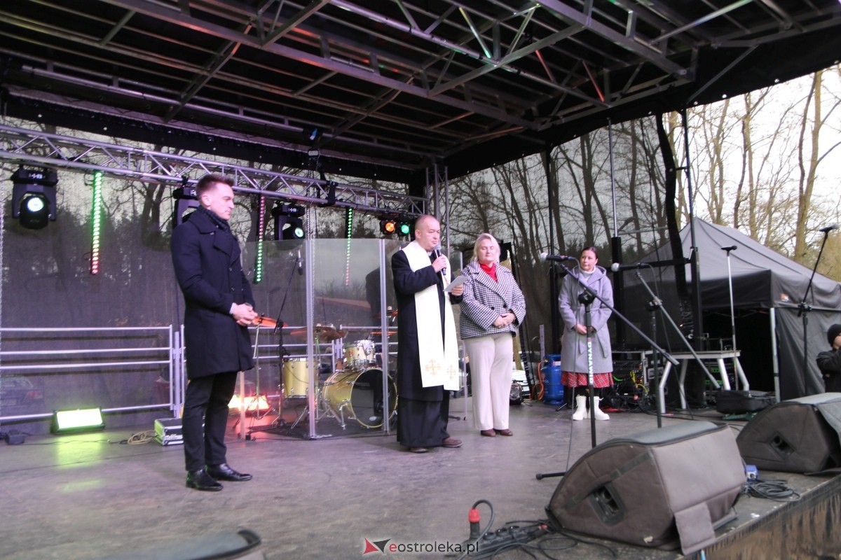 Jarmark Bożonarodzeniowy w Czerwinie [14.12.2025] - zdjęcie #66 - eOstroleka.pl