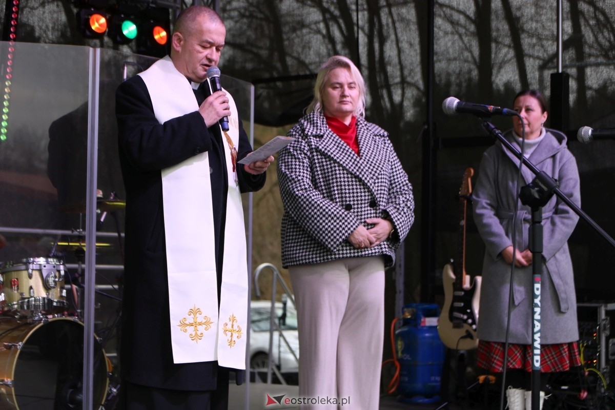 Jarmark Bożonarodzeniowy w Czerwinie [14.12.2025] - zdjęcie #61 - eOstroleka.pl