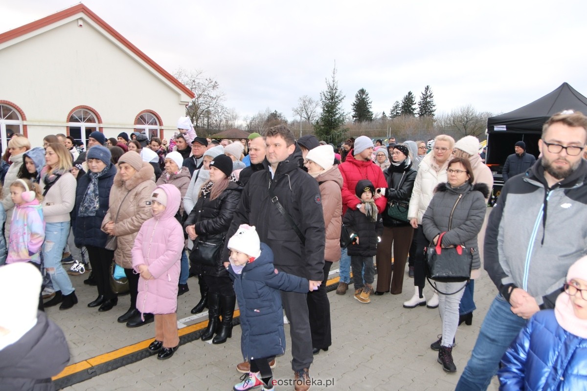 Jarmark Bożonarodzeniowy w Czerwinie [14.12.2025] - zdjęcie #59 - eOstroleka.pl
