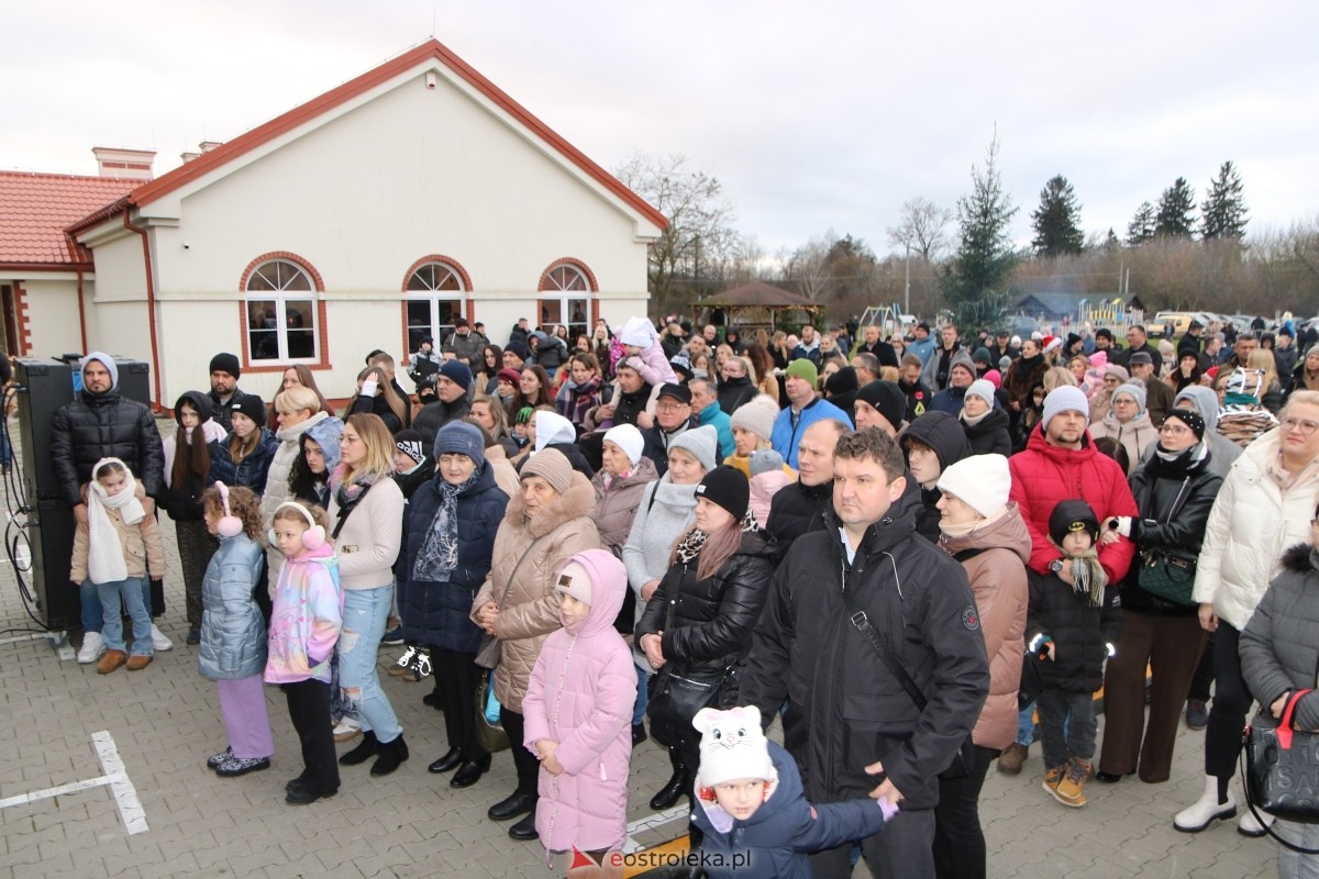 Jarmark Bożonarodzeniowy w Czerwinie [14.12.2025] - zdjęcie #58 - eOstroleka.pl