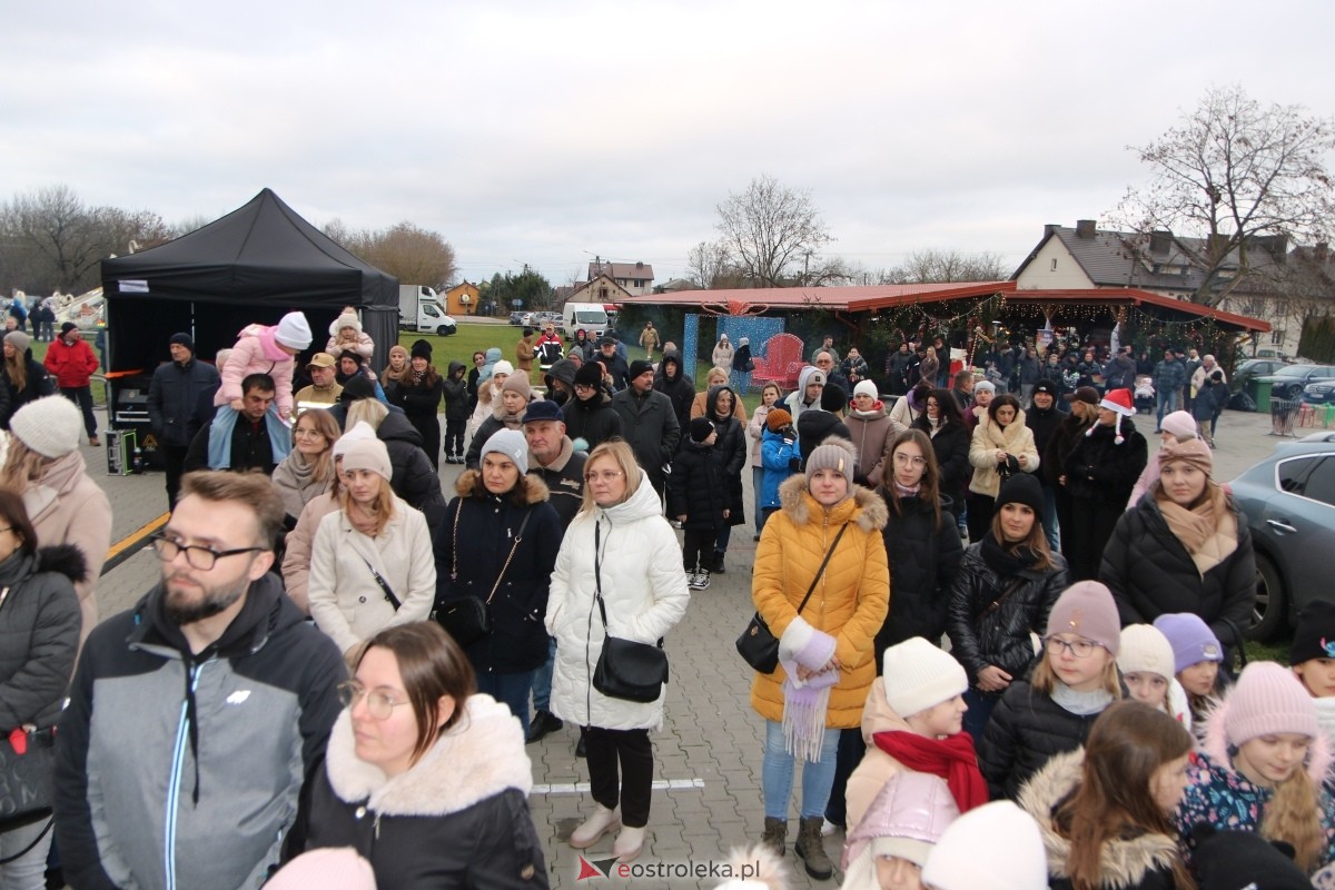 Jarmark Bożonarodzeniowy w Czerwinie [14.12.2025] - zdjęcie #56 - eOstroleka.pl
