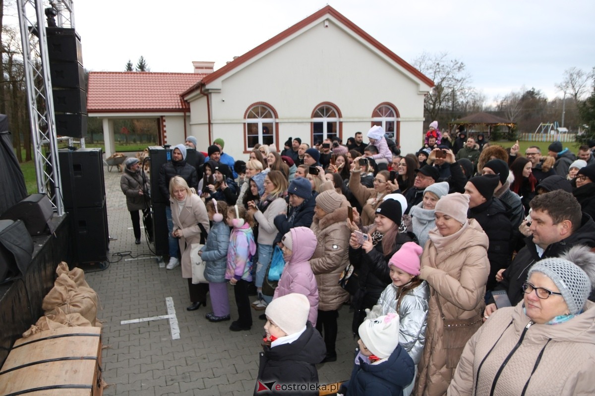 Jarmark Bożonarodzeniowy w Czerwinie [14.12.2025] - zdjęcie #43 - eOstroleka.pl