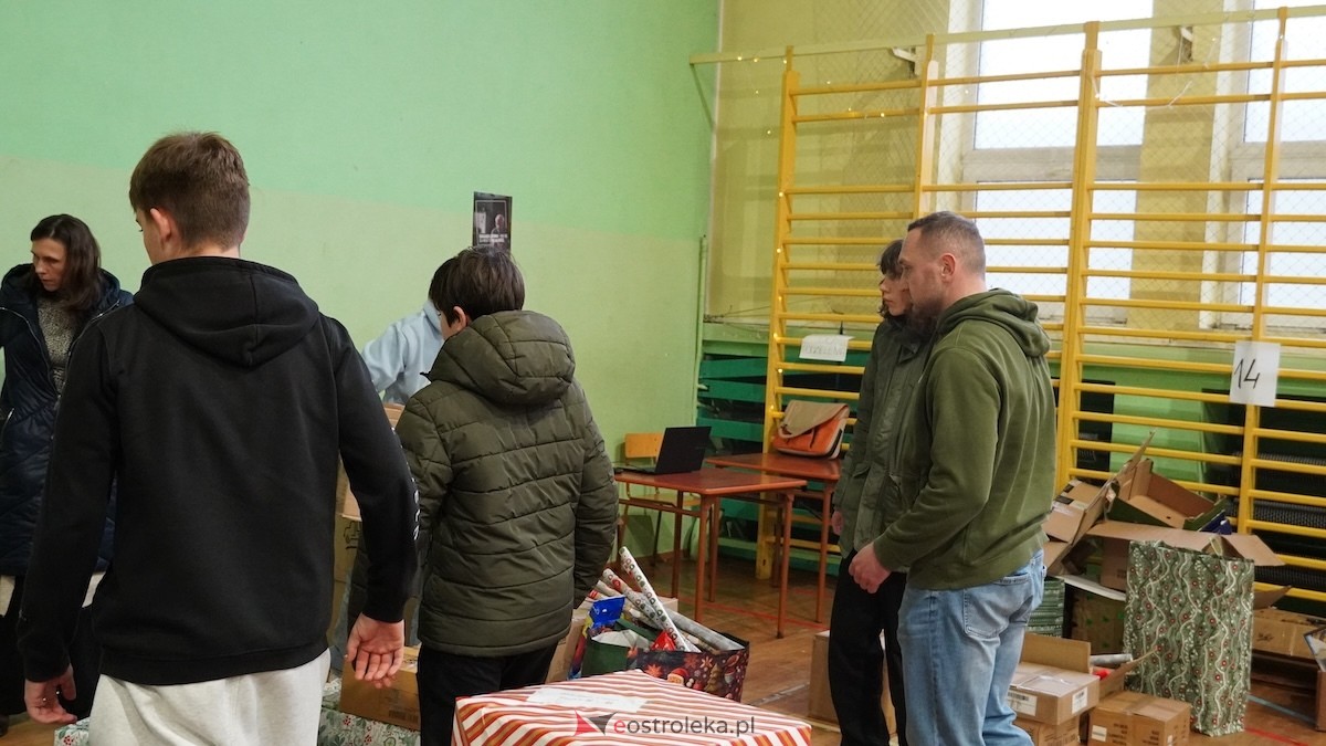 15. edycja Szlachetnej Paczki w Ostrołęce [14.12.2025] - zdjęcie #97 - eOstroleka.pl