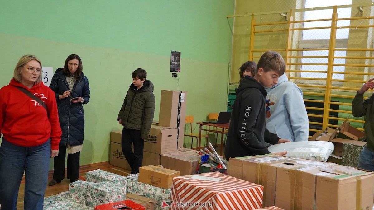 15. edycja Szlachetnej Paczki w Ostrołęce [14.12.2025] - zdjęcie #96 - eOstroleka.pl