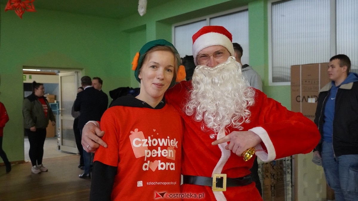 15. edycja Szlachetnej Paczki w Ostrołęce [14.12.2025] - zdjęcie #83 - eOstroleka.pl