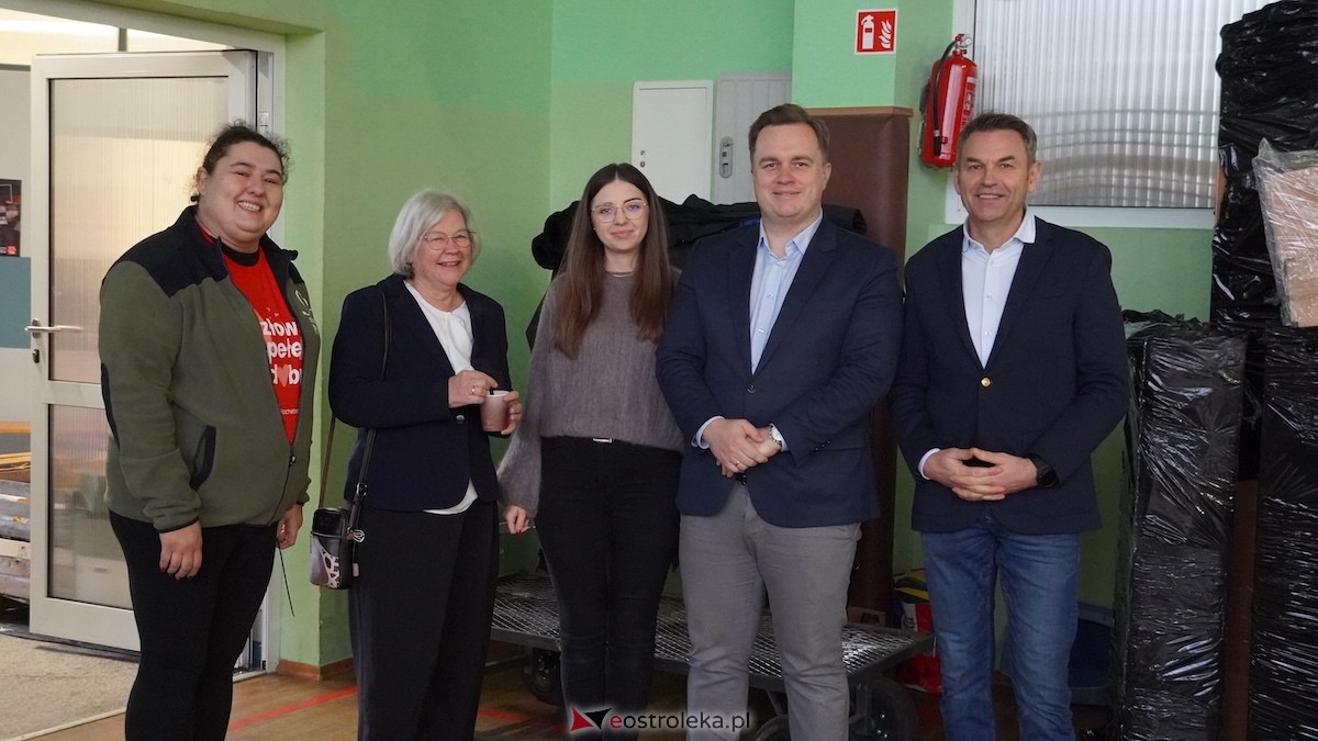 15. edycja Szlachetnej Paczki w Ostrołęce [14.12.2025] - zdjęcie #79 - eOstroleka.pl
