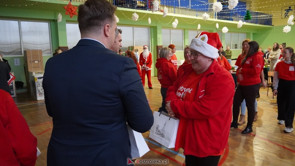 15. edycja Szlachetnej Paczki w Ostrołęce [14.12.2025] - zdjęcie #47 - eOstroleka.pl