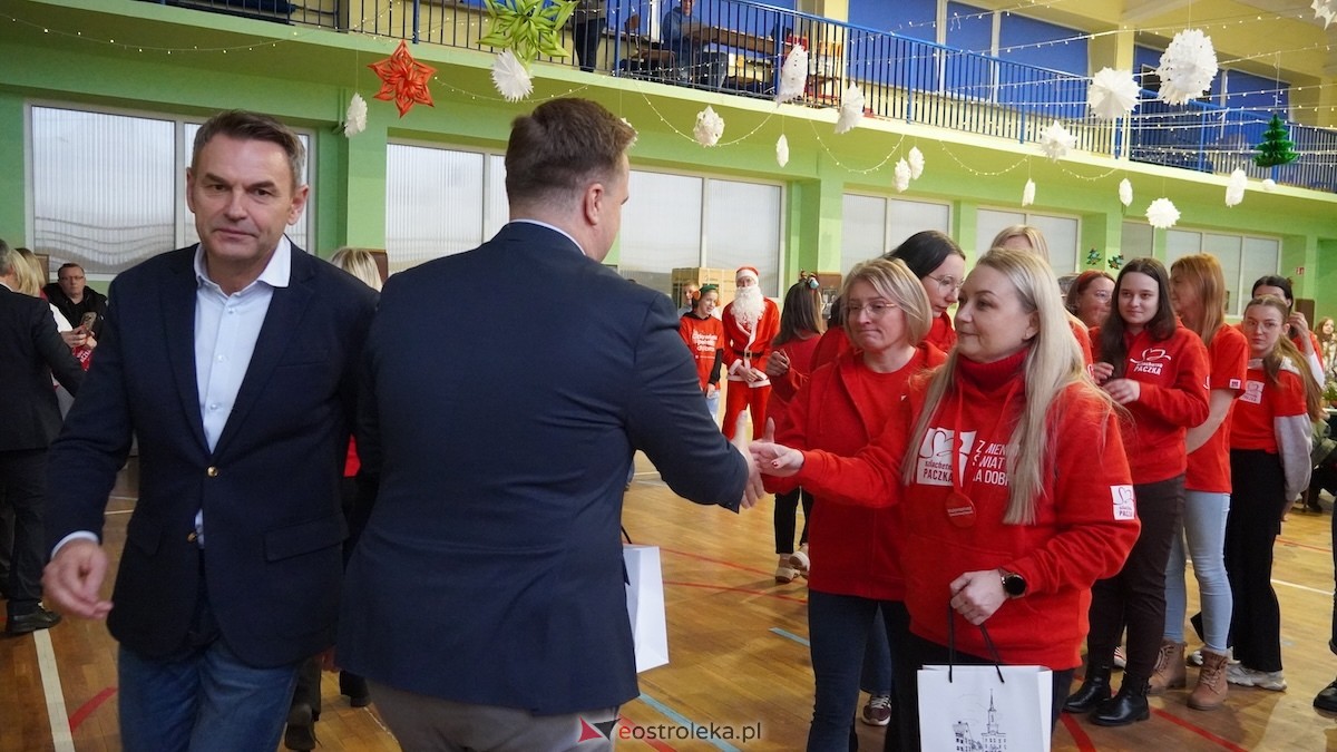 15. edycja Szlachetnej Paczki w Ostrołęce [14.12.2025] - zdjęcie #46 - eOstroleka.pl