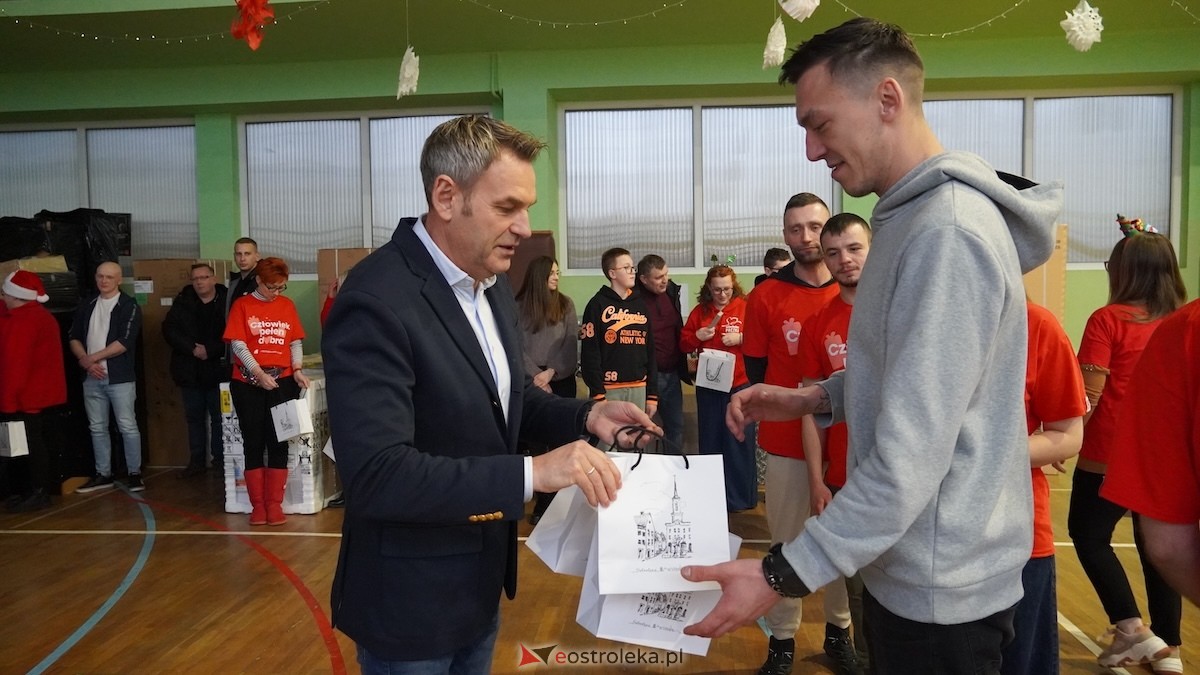 15. edycja Szlachetnej Paczki w Ostrołęce [14.12.2025] - zdjęcie #41 - eOstroleka.pl