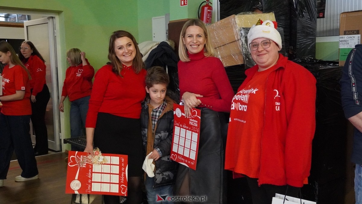 15. edycja Szlachetnej Paczki w Ostrołęce [14.12.2025] - zdjęcie #32 - eOstroleka.pl