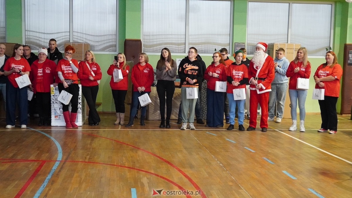15. edycja Szlachetnej Paczki w Ostrołęce [14.12.2025] - zdjęcie #27 - eOstroleka.pl