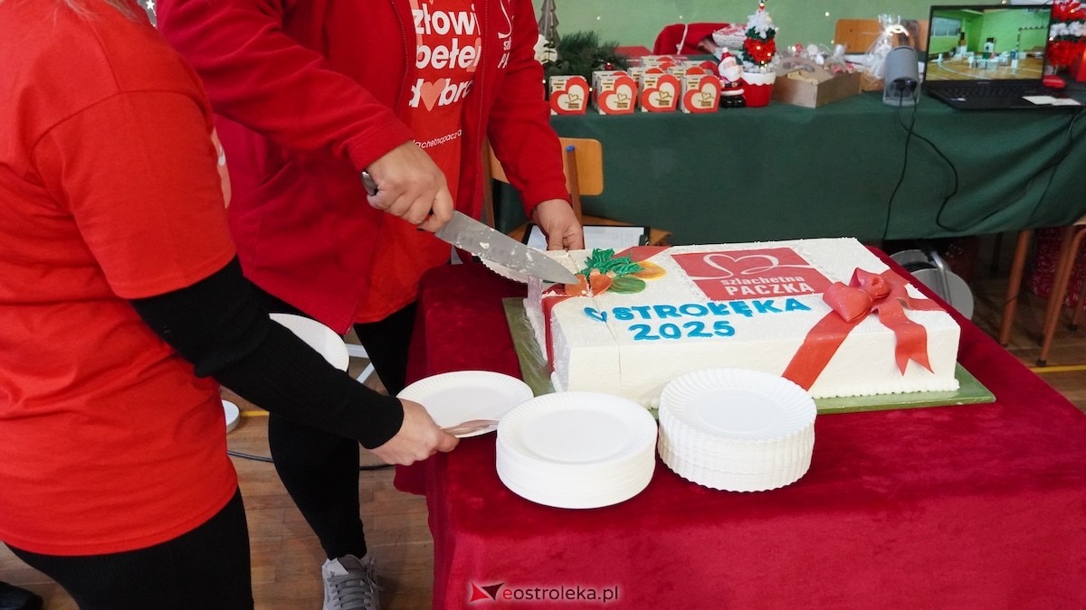 15. edycja Szlachetnej Paczki w Ostrołęce [14.12.2025] - zdjęcie #24 - eOstroleka.pl