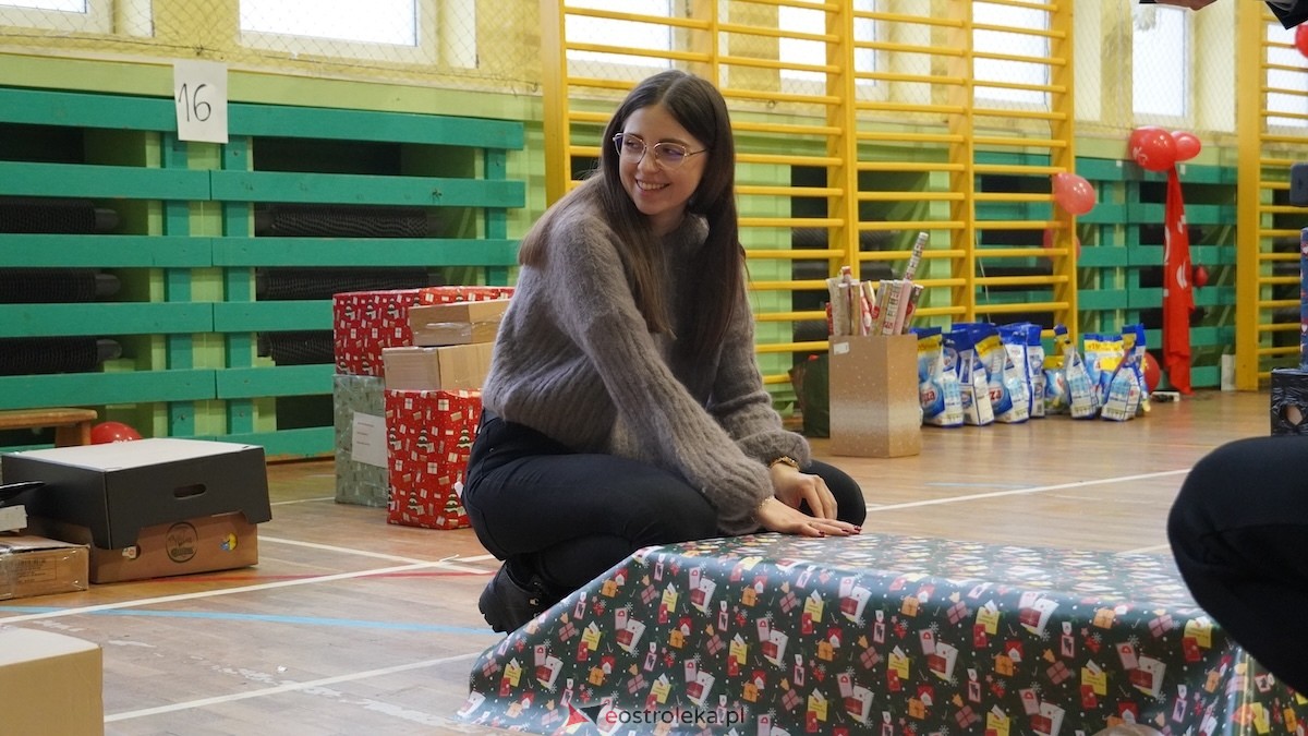 15. edycja Szlachetnej Paczki w Ostrołęce [14.12.2025] - zdjęcie #16 - eOstroleka.pl