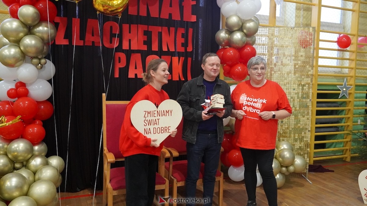 15. edycja Szlachetnej Paczki w Ostrołęce [14.12.2025] - zdjęcie #8 - eOstroleka.pl