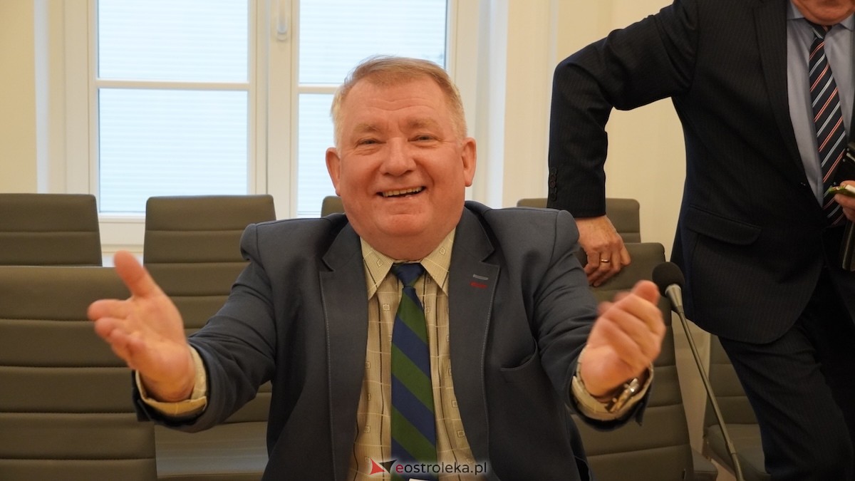 Ruszyła najważniejsza sesja rady powiatu [16.12.2025] - zdjęcie #66 - eOstroleka.pl