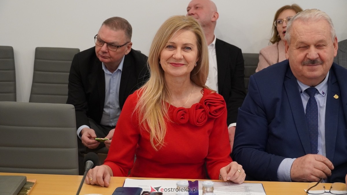 Ruszyła najważniejsza sesja rady powiatu [16.12.2025] - zdjęcie #61 - eOstroleka.pl