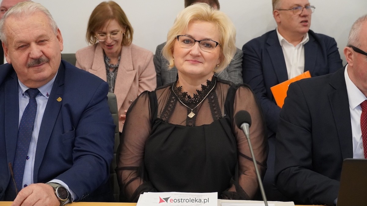 Ruszyła najważniejsza sesja rady powiatu [16.12.2025] - zdjęcie #57 - eOstroleka.pl