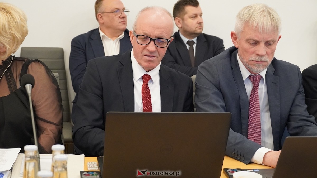 Ruszyła najważniejsza sesja rady powiatu [16.12.2025] - zdjęcie #56 - eOstroleka.pl