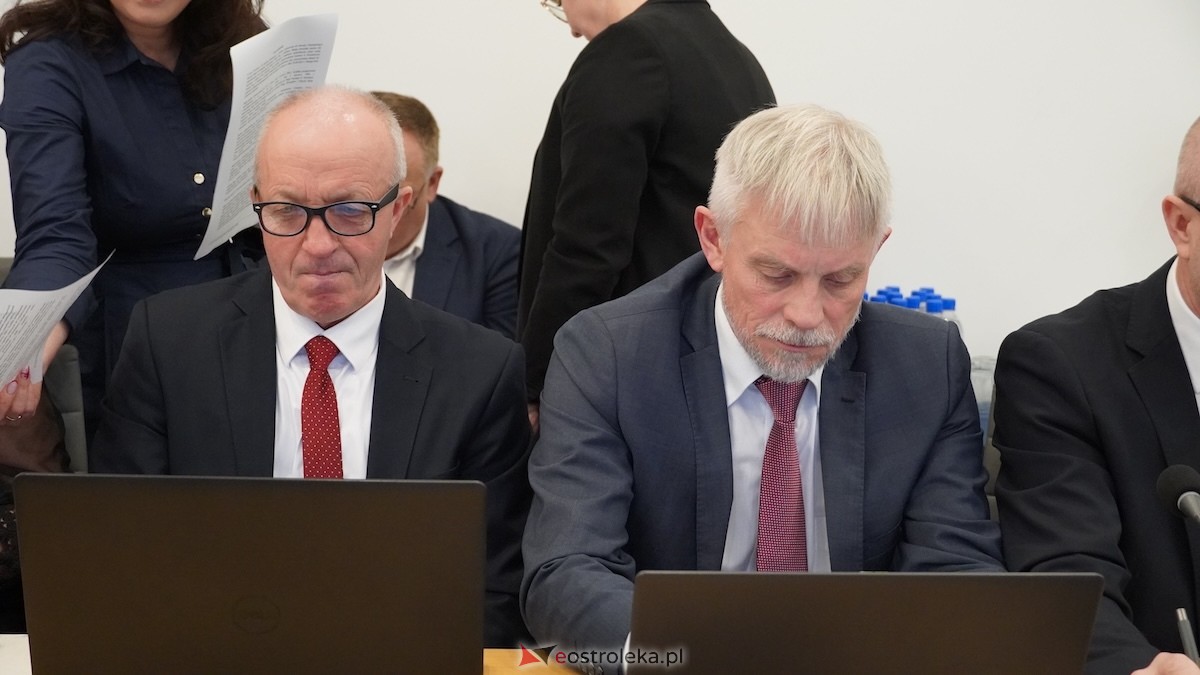 Ruszyła najważniejsza sesja rady powiatu [16.12.2025] - zdjęcie #53 - eOstroleka.pl