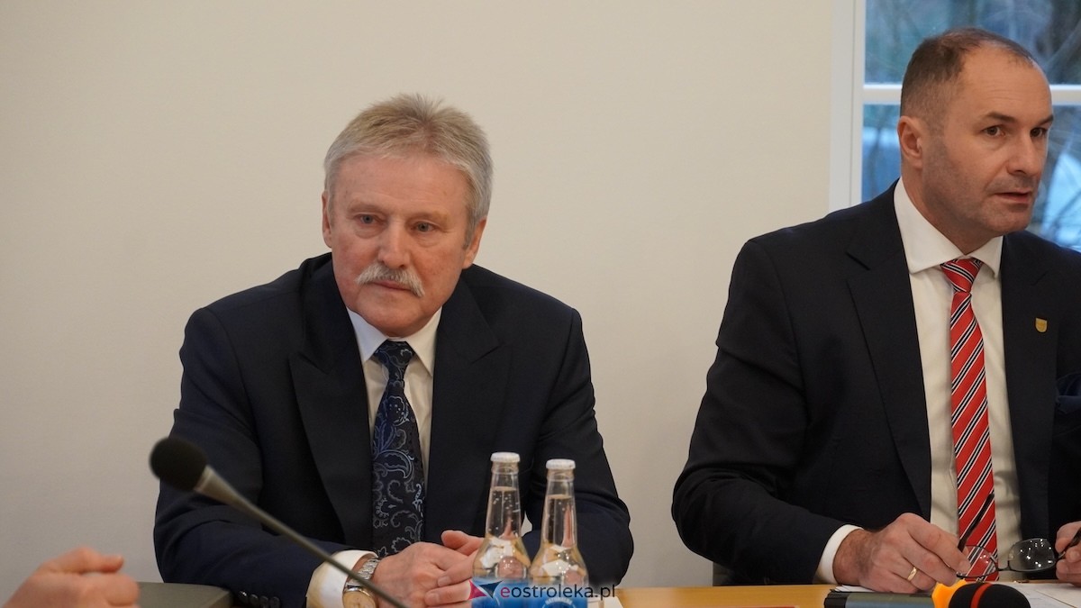 Ruszyła najważniejsza sesja rady powiatu [16.12.2025] - zdjęcie #33 - eOstroleka.pl