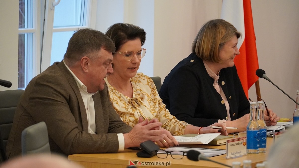 Ruszyła najważniejsza sesja rady powiatu [16.12.2025] - zdjęcie #29 - eOstroleka.pl