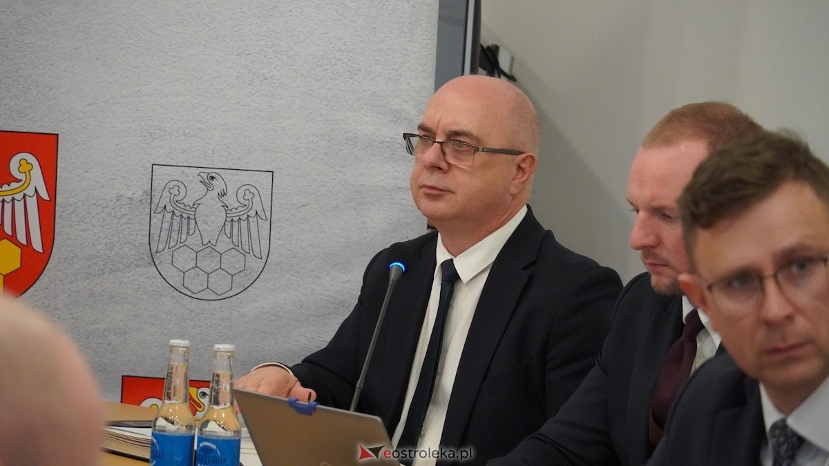Ruszyła najważniejsza sesja rady powiatu [16.12.2025] - zdjęcie #7 - eOstroleka.pl