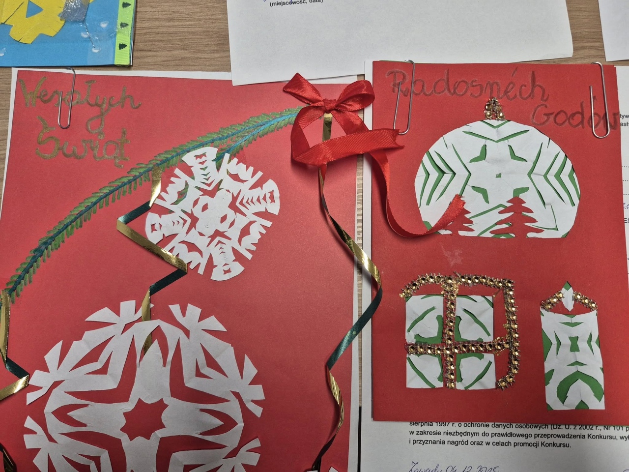 9. edycja konkursu plastycznego „Kartka bożonarodzeniowa z motywem wycinanki kurpiowskiej” [16.12.2025] - zdjęcie #11 - eOstroleka.pl