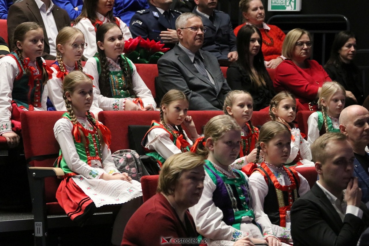 Sesja rady powiatu ostrołęckiego [16.12.2025] - zdjęcie #151 - eOstroleka.pl