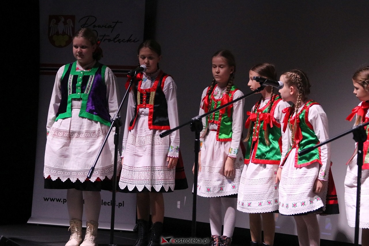 Sesja rady powiatu ostrołęckiego [16.12.2025] - zdjęcie #127 - eOstroleka.pl