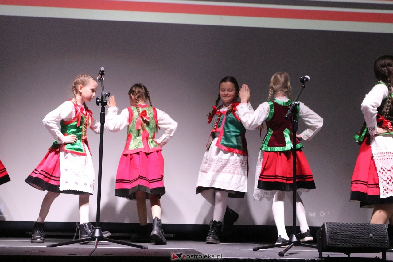 Sesja rady powiatu ostrołęckiego [16.12.2025] - zdjęcie #119 - eOstroleka.pl