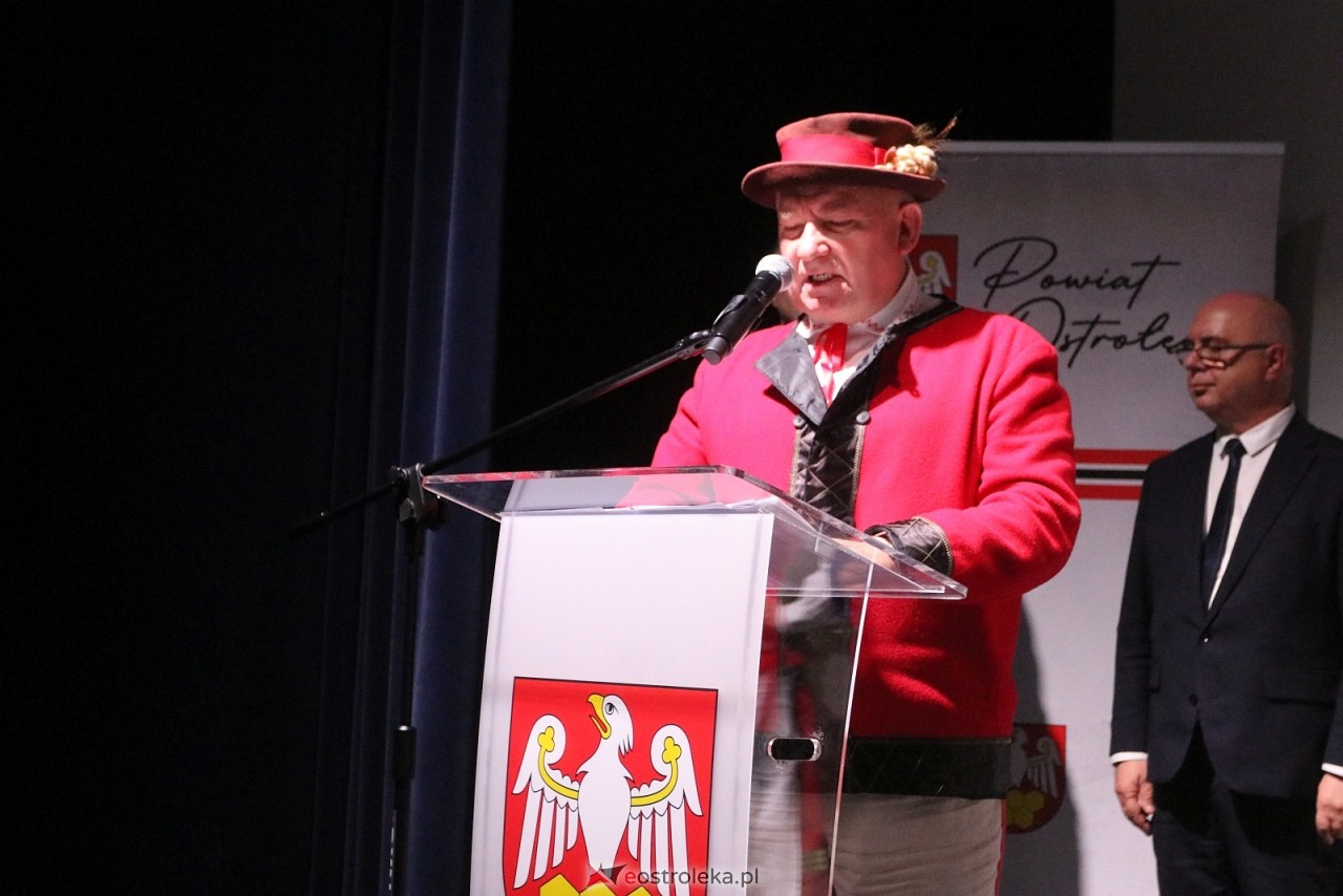 Sesja rady powiatu ostrołęckiego [16.12.2025] - zdjęcie #103 - eOstroleka.pl