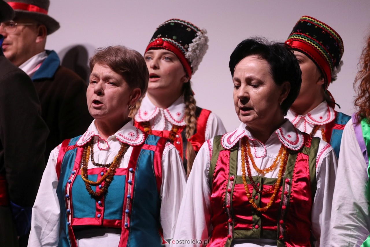 Sesja rady powiatu ostrołęckiego [16.12.2025] - zdjęcie #92 - eOstroleka.pl