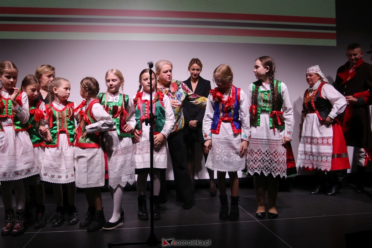 Sesja rady powiatu ostrołęckiego [16.12.2025] - zdjęcie #80 - eOstroleka.pl