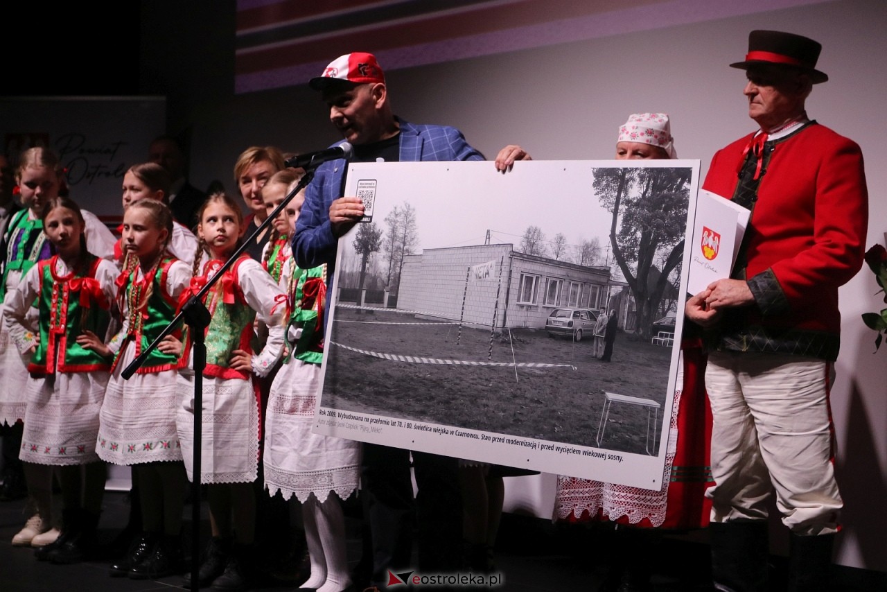 Sesja rady powiatu ostrołęckiego [16.12.2025] - zdjęcie #66 - eOstroleka.pl