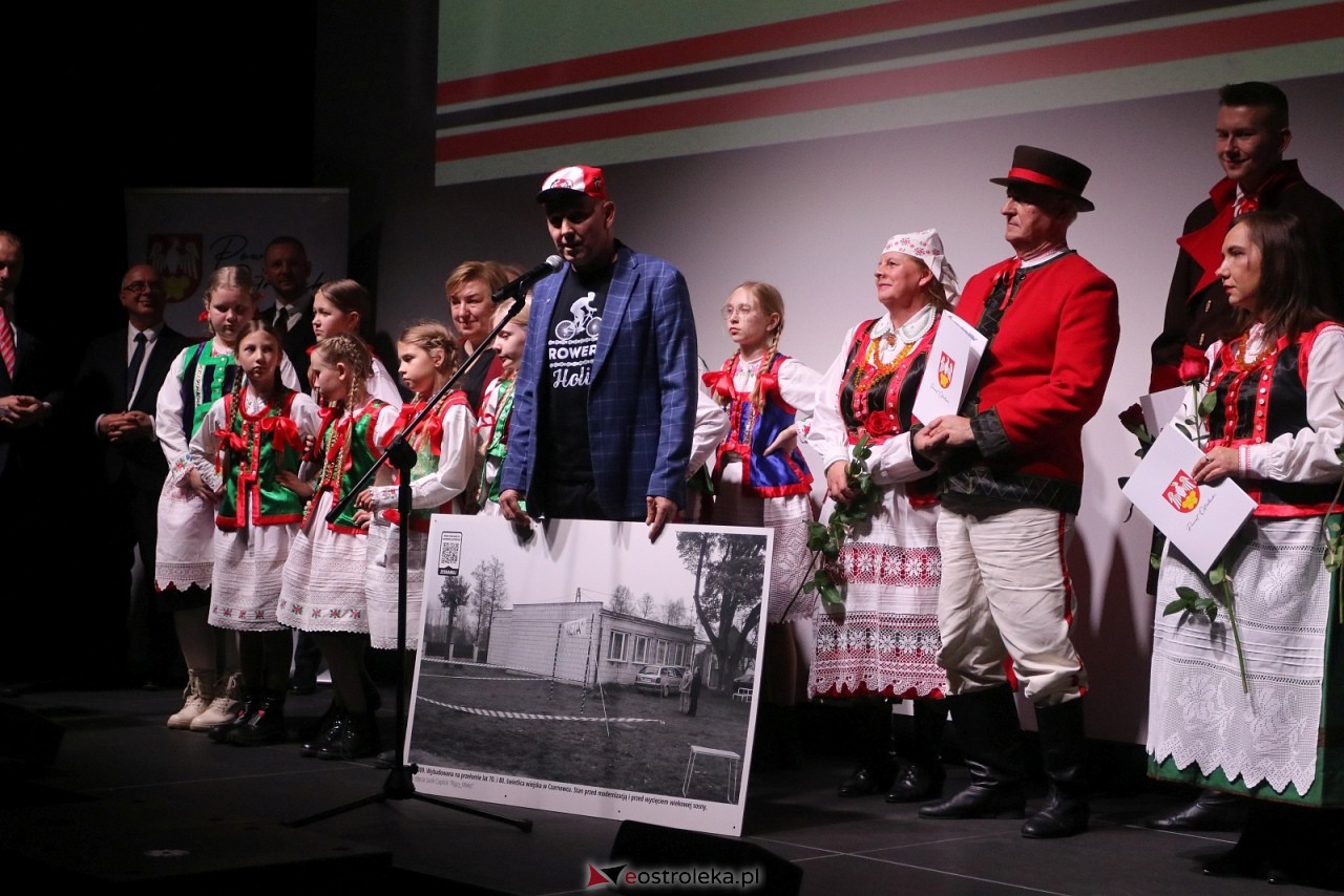 Sesja rady powiatu ostrołęckiego [16.12.2025] - zdjęcie #64 - eOstroleka.pl