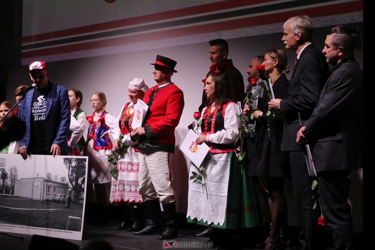Sesja rady powiatu ostrołęckiego [16.12.2025] - zdjęcie #63 - eOstroleka.pl
