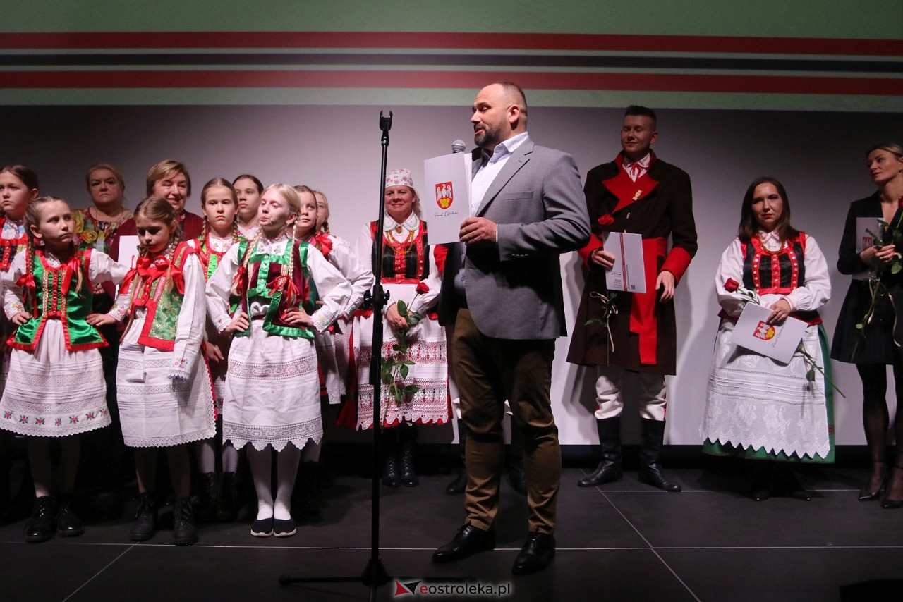 Sesja rady powiatu ostrołęckiego [16.12.2025] - zdjęcie #60 - eOstroleka.pl