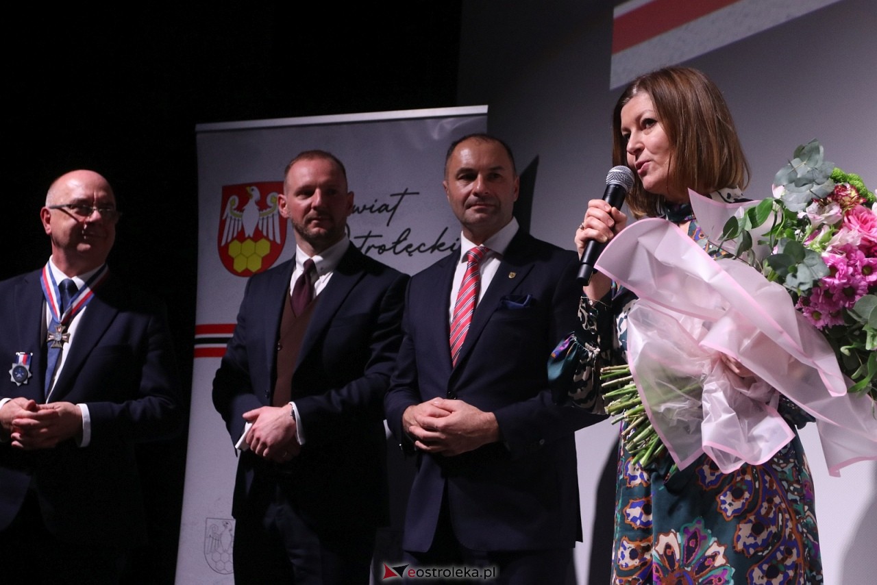 Sesja rady powiatu ostrołęckiego [16.12.2025] - zdjęcie #40 - eOstroleka.pl