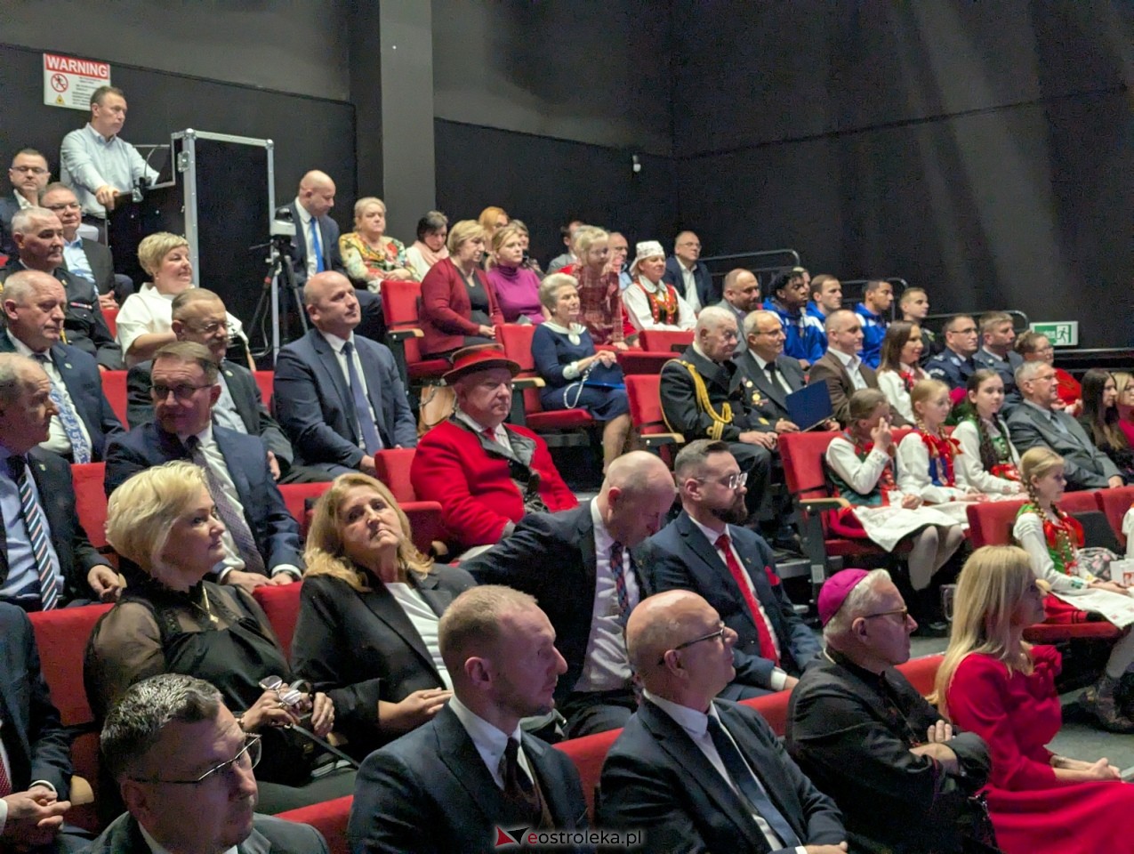 Sesja rady powiatu ostrołęckiego [16.12.2025] - zdjęcie #35 - eOstroleka.pl