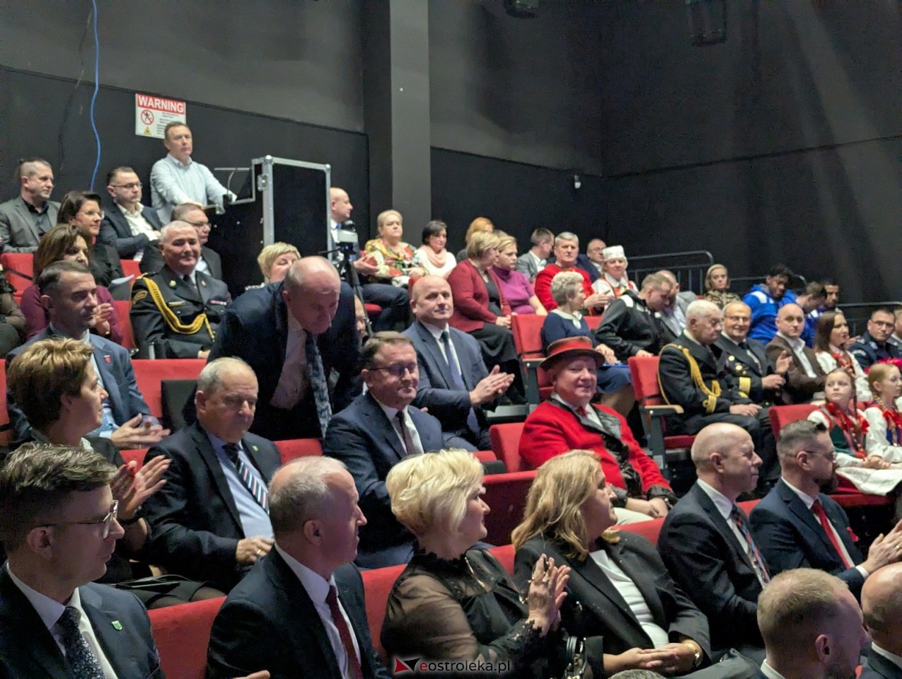 Sesja rady powiatu ostrołęckiego [16.12.2025] - zdjęcie #24 - eOstroleka.pl