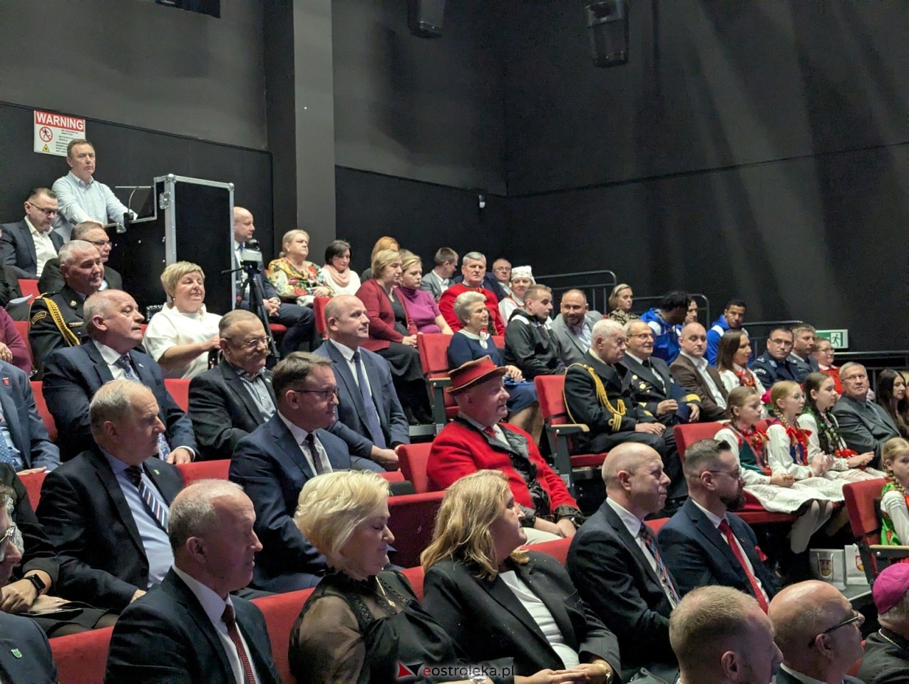 Sesja rady powiatu ostrołęckiego [16.12.2025] - zdjęcie #23 - eOstroleka.pl