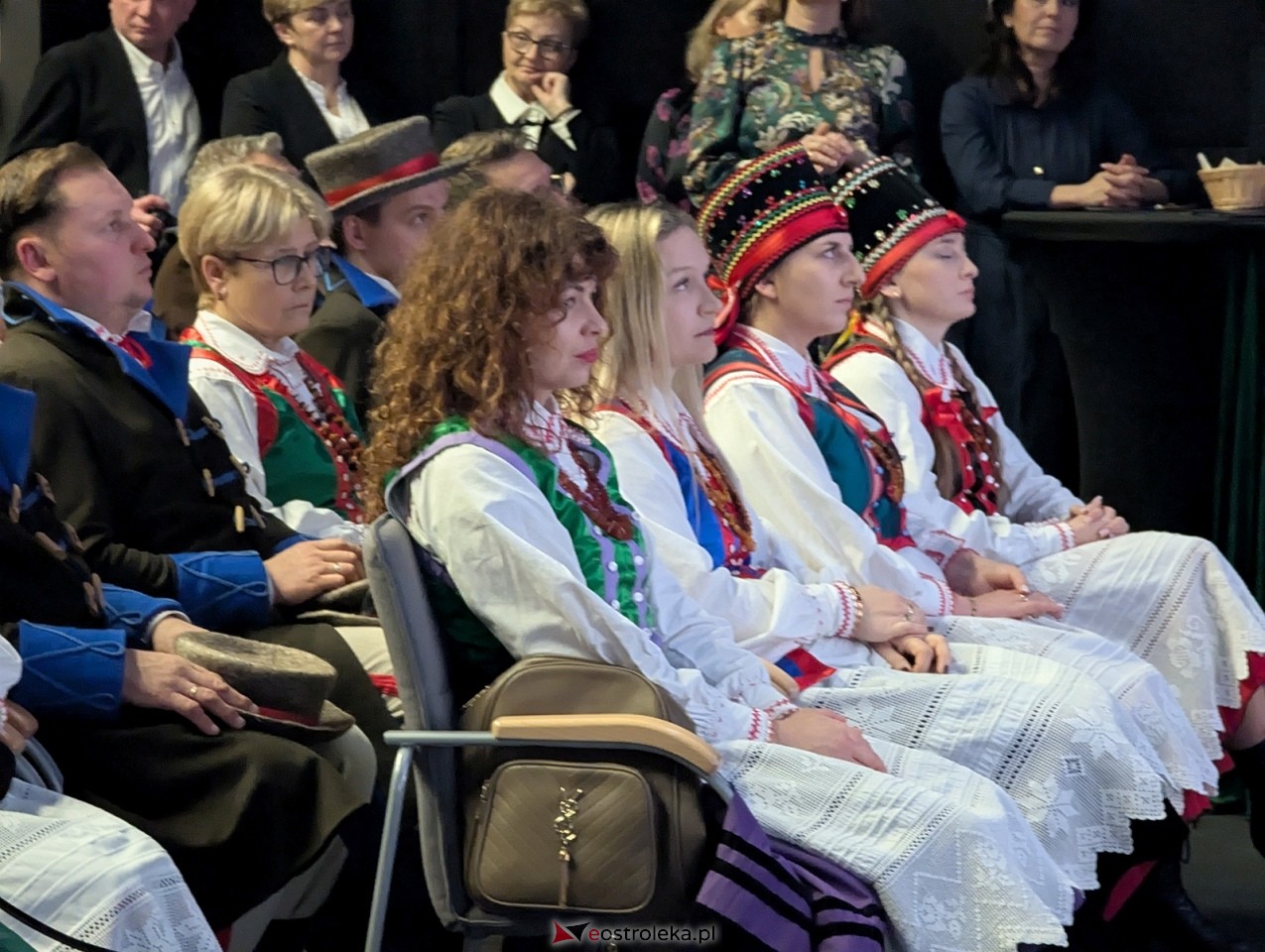 Sesja rady powiatu ostrołęckiego [16.12.2025] - zdjęcie #14 - eOstroleka.pl