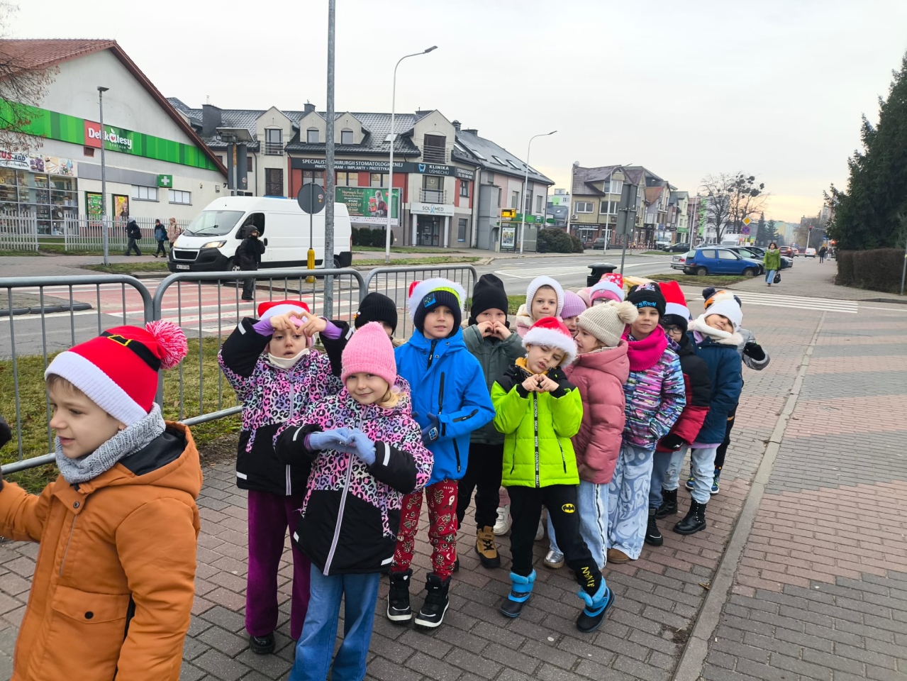 Niech słodka gwiazdka zaświeci PM nr 8 z akcją charytatywną dla potrzebujących [17.12.2025] - zdjęcie #72 - eOstroleka.pl