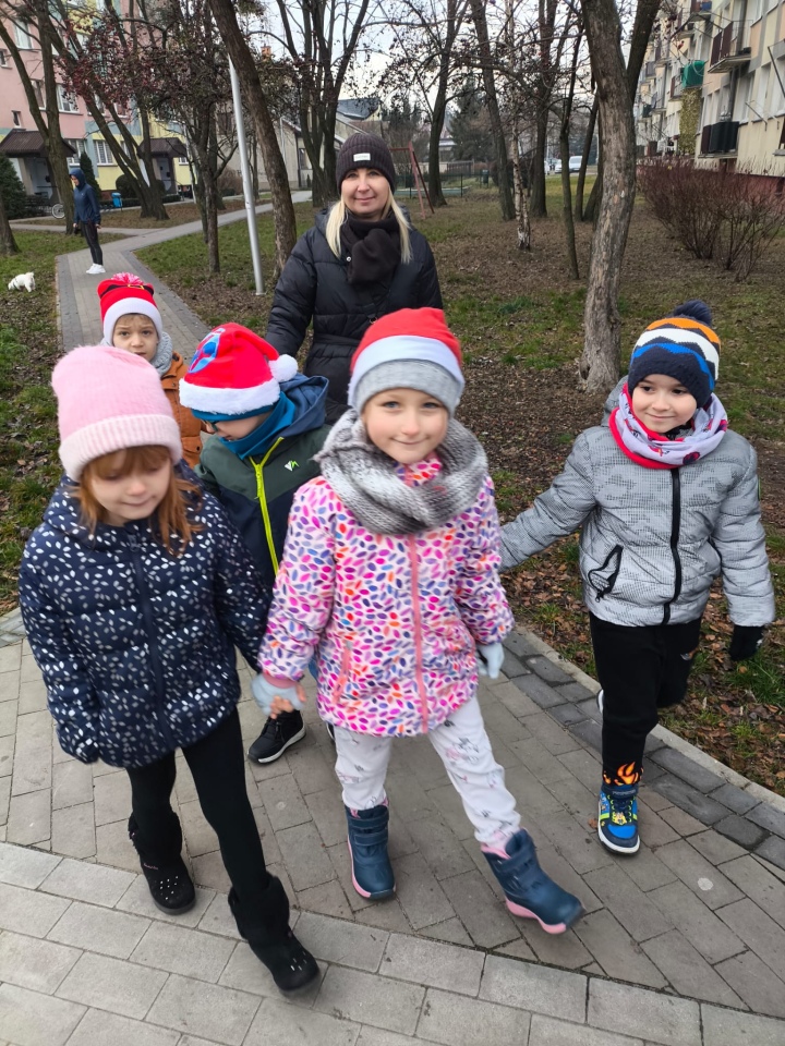 Niech słodka gwiazdka zaświeci PM nr 8 z akcją charytatywną dla potrzebujących [17.12.2025] - zdjęcie #69 - eOstroleka.pl