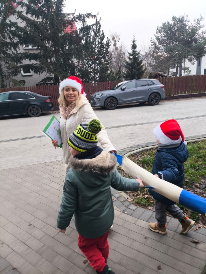 Niech słodka gwiazdka zaświeci PM nr 8 z akcją charytatywną dla potrzebujących [17.12.2025] - zdjęcie #56 - eOstroleka.pl