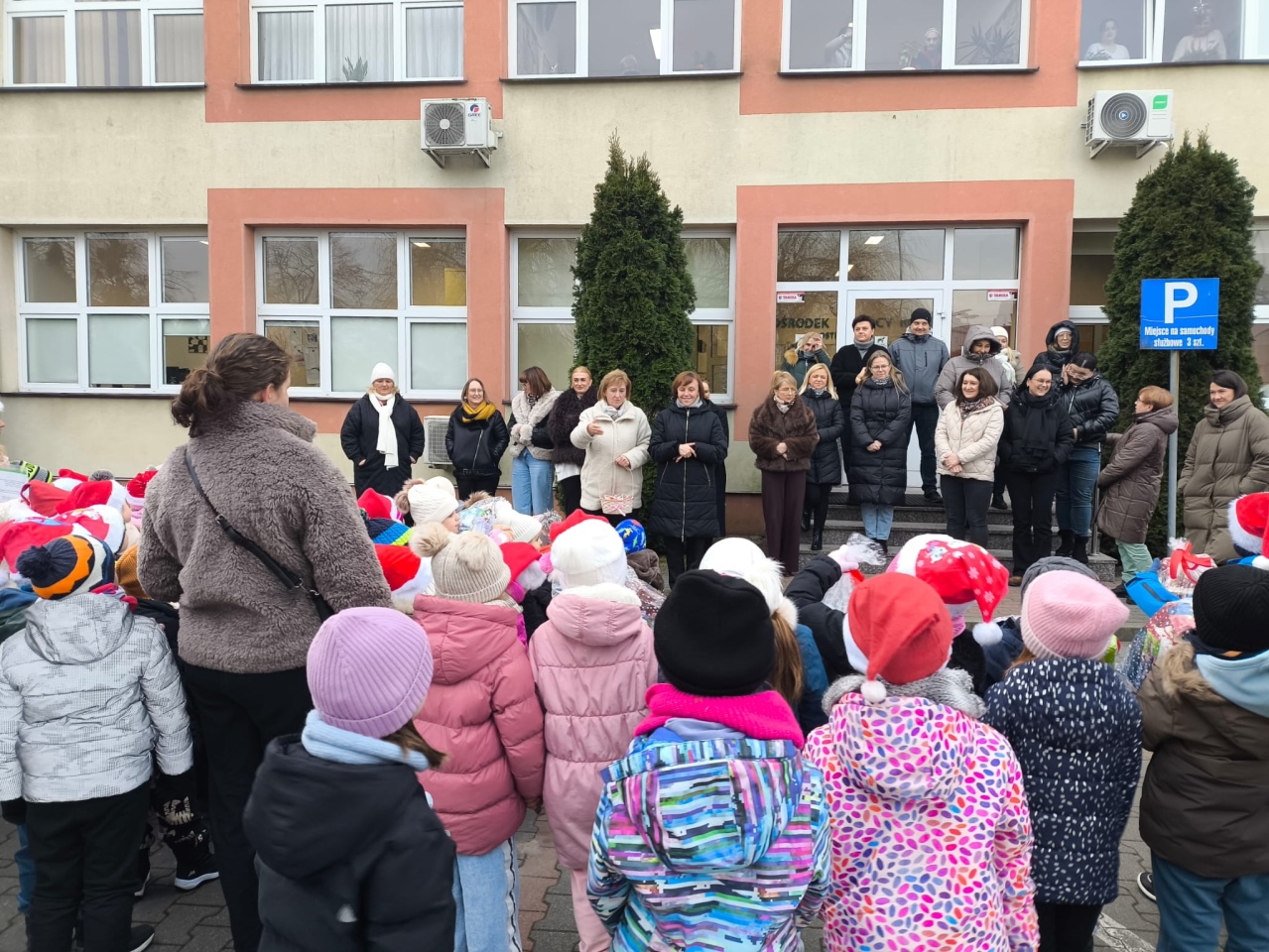 Niech słodka gwiazdka zaświeci PM nr 8 z akcją charytatywną dla potrzebujących [17.12.2025] - zdjęcie #26 - eOstroleka.pl