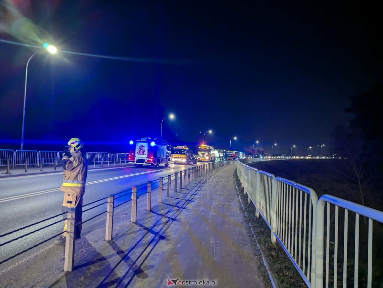 Gigantyczne korki w Ostrołęce [17.12.2025] - zdjęcie #4 - eOstroleka.pl