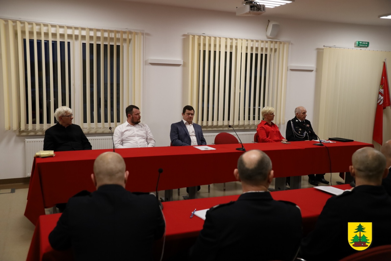 Posiedzenie Zarządu Oddziału Gminnego ZOSP RP w Lelisie [16.12.2025] - zdjęcie #4 - eOstroleka.pl