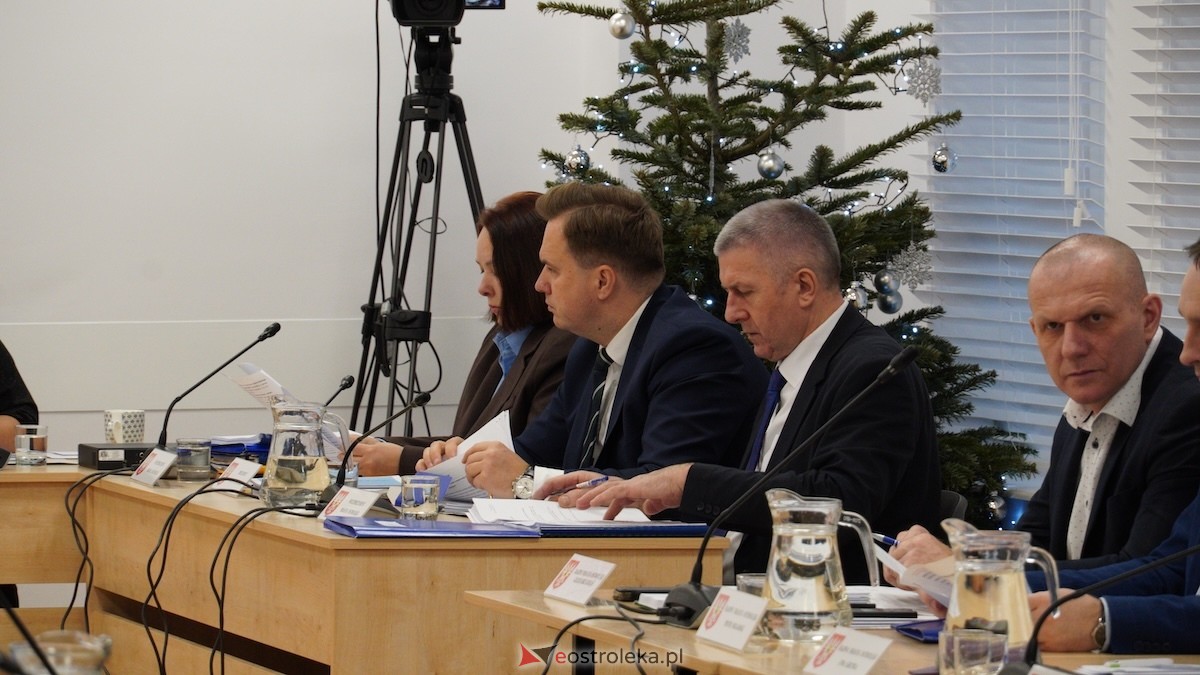 Sesja Rady Miasta. Budżet na 2026 [18.12.2025] - zdjęcie #16 - eOstroleka.pl