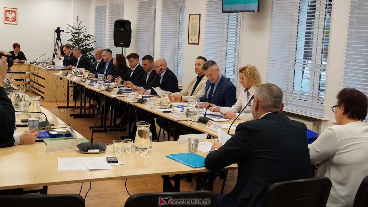 Sesja Rady Miasta. Budżet na 2026 [18.12.2025] - zdjęcie #12 - eOstroleka.pl